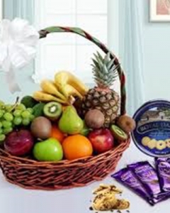 Fruit basket w/cookies& chcolates